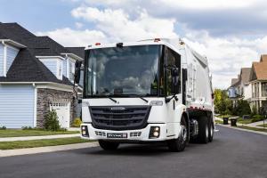 2018 Freightliner Econic SD McNeilus Refuse Truck